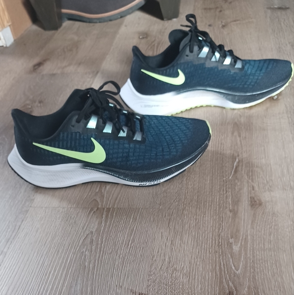 Niki ladies size 9 - Picture 3 of 6